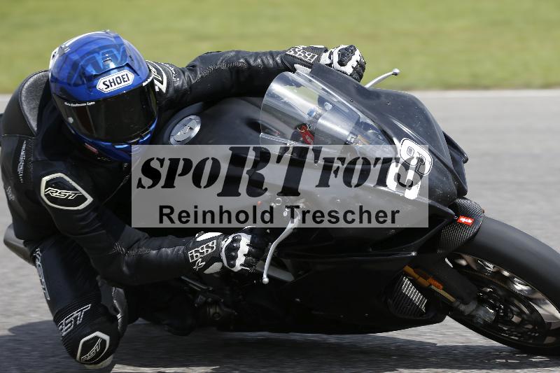 /Archiv-2024/29 12.06.2024 MOTO.CH Track Day ADR/Gruppe rot/39